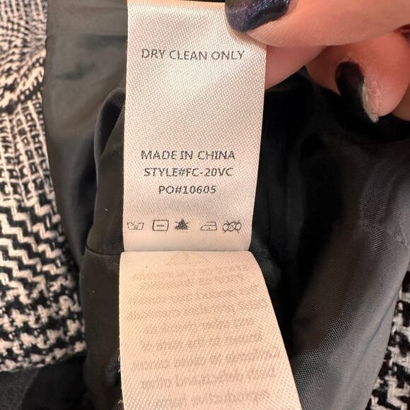 Fate Black & White Houndstooth Zip Up Hooded Jacket Size One Size - Picture 10 of 10